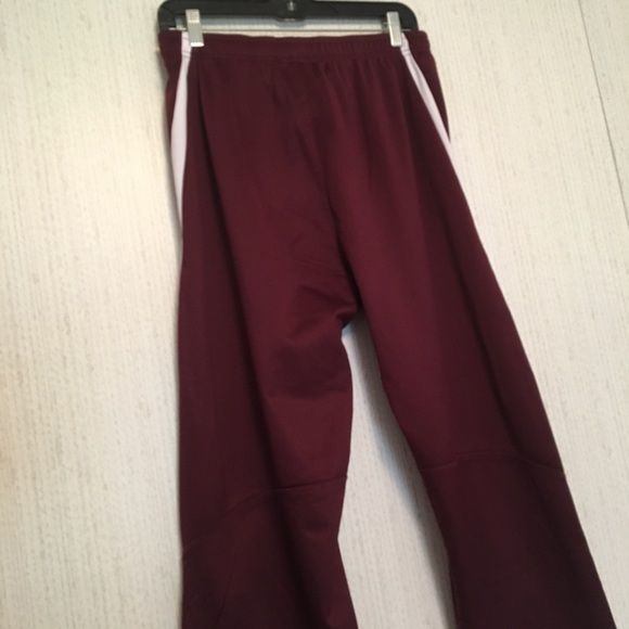 SOLD // Holloway Maroon Men’s Sweatpants - Picture 6 of 7